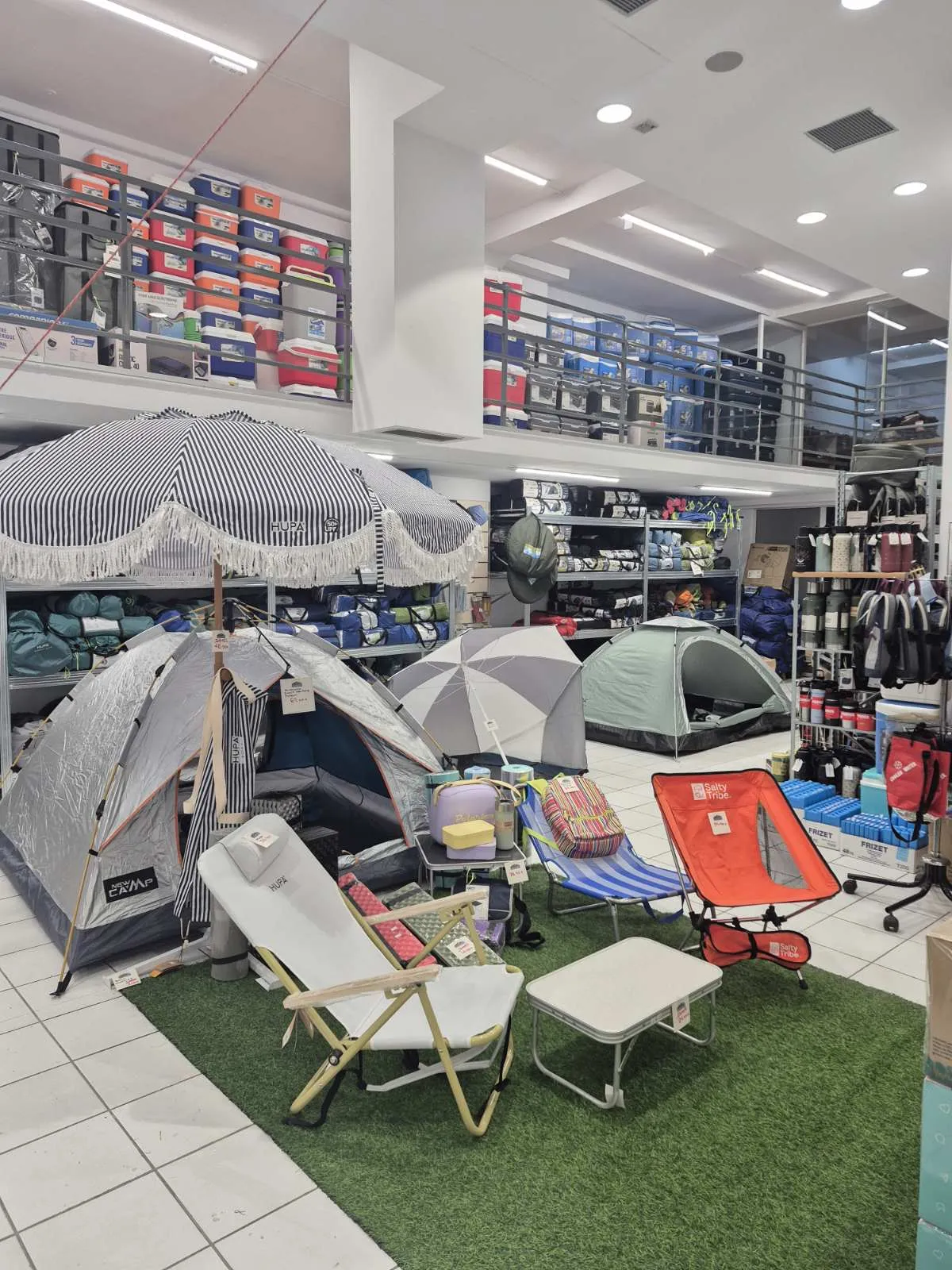 ΖΗΤΕΙΤΑΙ ΠΩΛΗΤΗΣ - ΠΩΛΗΤΡΙΑ